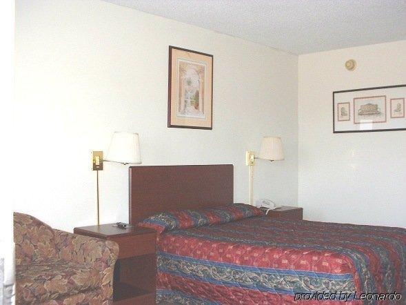 Hilltop Inn Pittsburgh Crafton Habitación foto